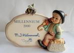 Beeldje - Hummel Goebel millenniumschildje - TMK8 -, Antiek en Kunst