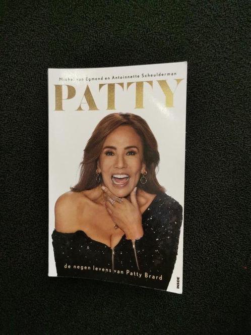 Patty, de negen levens van patti brard 9789048861613, Boeken, Overige Boeken, Zo goed als nieuw, Verzenden