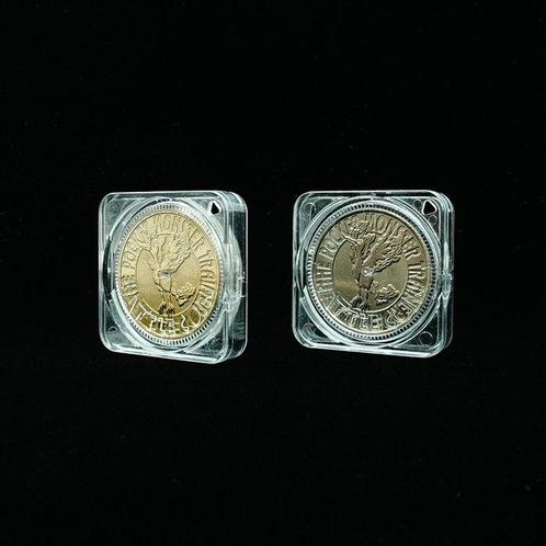 Pokémon Battle Coin Set of 2 Moltres Gold & Silver - 1997, Games en Spelcomputers, Spelcomputers | Overige Accessoires
