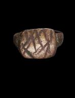 Oud-Romeins - Romeinse ring van brons met diamantmotief -