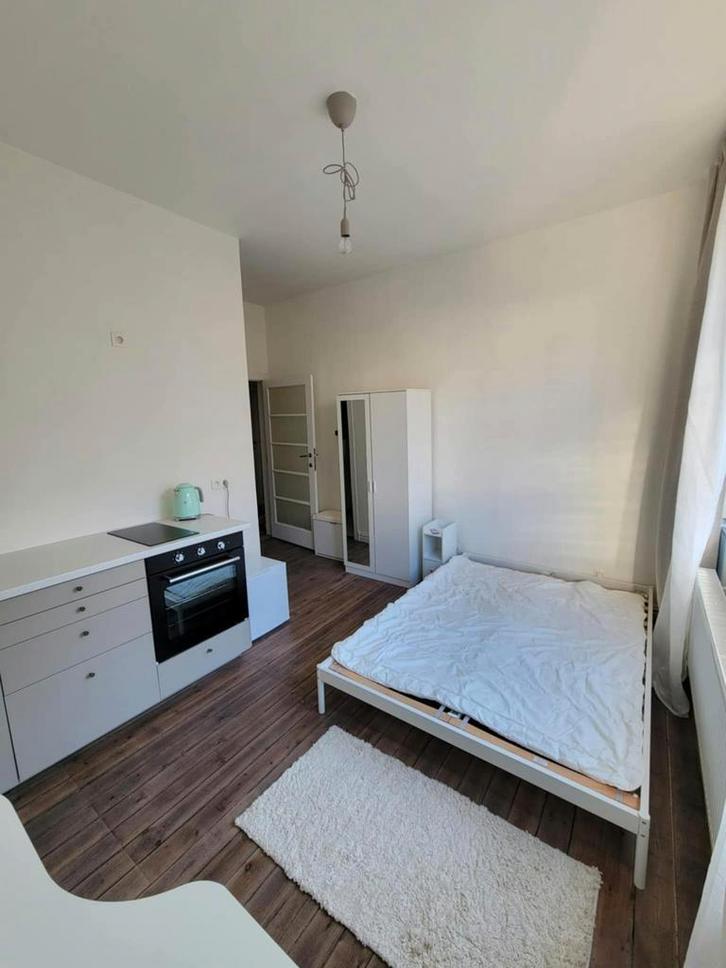 Appartement aan Avenue Emile de Beco, Ixelles, Immo, Appartementen en Studio's te huur, 20 tot 35 m²
