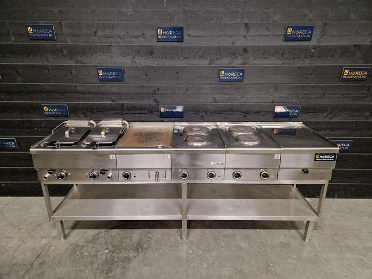 Mareno kooklijn | 4-pits fornuis, dubbele friteuse, bakplaat, Zakelijke goederen, Horeca | Keukenapparatuur, Gebruikt