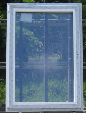 pvc raam , chassis , venster 96 x 142 wit / zwart ral 9005, Doe-het-zelf en Bouw, Raamkozijnen en Schuifdeuren, Inclusief glas