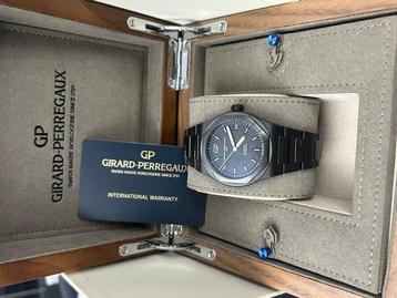 Girard-Perregaux - Laureato 42mm - 81010-32-631-32A - Heren beschikbaar voor biedingen