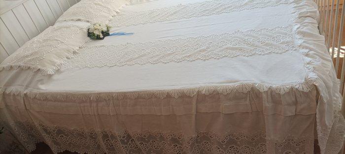 Couette magnifique de linge de lit en lin avec de grandes, Antiek en Kunst, Antiek | Tapijten, Tafelkleden en Textiel