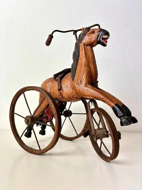 Statue, Antieke paard driewieler - 29 cm - Fer forgé - 1900, Antiek en Kunst, Antiek | Overige Antiek