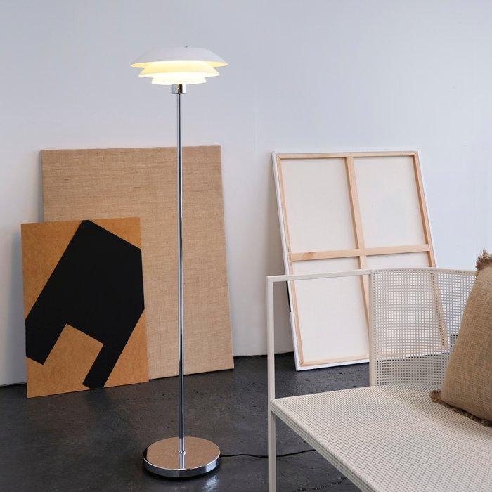 Dyberg Larsen - Thomas Dyberg Larsen - Staande lamp - DL31 -, Antiek en Kunst, Antiek | Verlichting