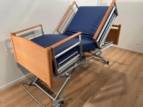 Volker 5380 #40A Elektrisch Hoog LAAG LAAG Thuiszorg-bed, Diversen, Verpleegmiddelen, Zo goed als nieuw, Verzenden