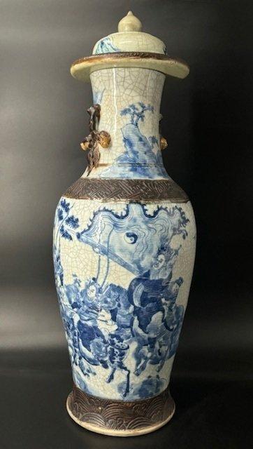 Vaas - Porselein - China - Qing Dynastie (1644-1911) -, Antiek en Kunst, Antiek | Overige Antiek