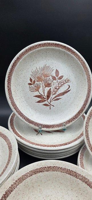 Churchill England - Eetservies (17) - Vitrified Hotelware, Antiek en Kunst, Antiek | Meubels | Tafels