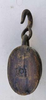 Maritieme objecten - Ancienne poulie marine à double réa –