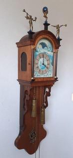 Friese staartklok - Geïnspireerd door de antieke stijl - Eik