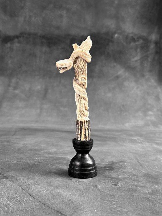 Sculpture, NO RESERVE PRICE - Stunning Snake carving from a, Antiquités & Art, Art | Objets design