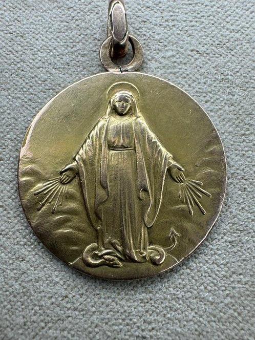Pendentif en forme de médaillon - 15 carats Or jaune -, Handtassen en Accessoires, Antieke sieraden