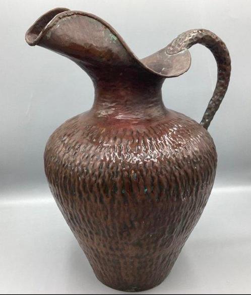Artigiani Trentini - L.Costa - Vaas -  Battuto  - Koper -, Antiek en Kunst, Curiosa en Brocante