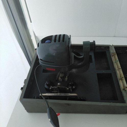Fuji Photo Film Co., Ltd. Birdie Slide Projector (1955), Audio, Tv en Foto, Fotocamera's Analoog