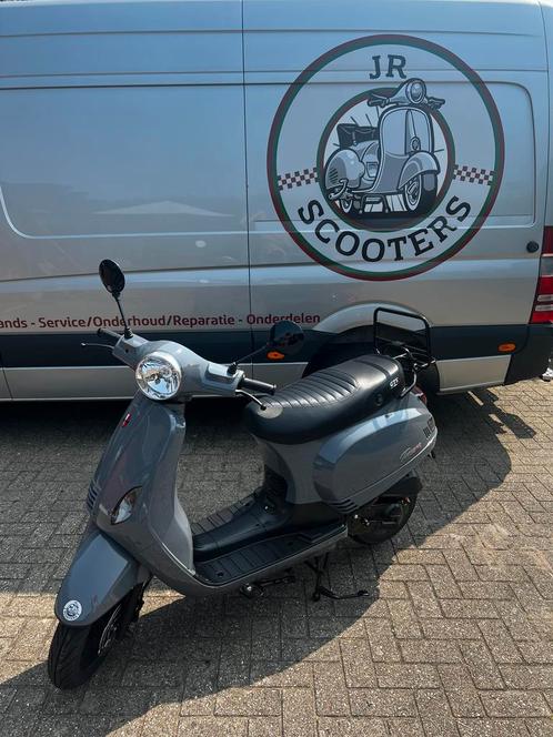 GTS Toscana B klasse Nieuw, Vélos & Vélomoteurs, Scooters | Marques Autre