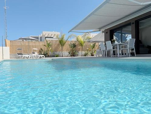 Vakantievilla met zicht op de bergen Costa Blanca La Marina, Vakantie, Vakantiehuizen | Spanje, Dorp, Costa Blanca, Aan zee, 3 slaapkamers