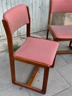 Stoel - Hout - Twee vintage stoelen, Antiek en Kunst