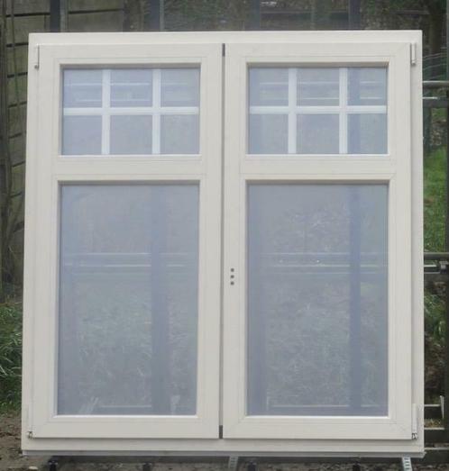 pvc raam , chassis , venster 129 x 137 creme / basaltgrijs, Doe-het-zelf en Bouw, Raamkozijnen en Schuifdeuren, Inclusief glas