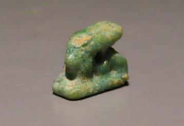 Égypte ancienne Faience Amulette du lièvre. Fin de la