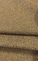 Zacht geweven mengeling van wol in mosterdgeel en