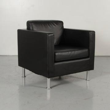 Frontseat fauteuil, zwart leder, 4-poot onderstel beschikbaar voor biedingen