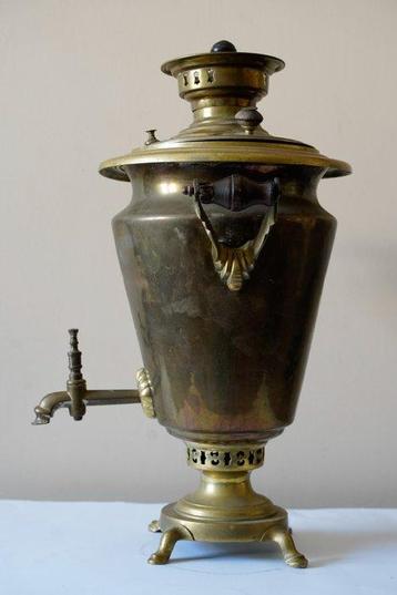 Tsarist Samovar - Samovar - Hout, Messing beschikbaar voor biedingen