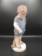 Royal Copenhagen - Beeldje, le garçon tenant un ours en