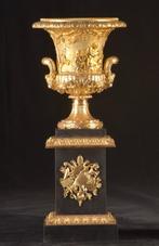 Vase (2) - Vases Medici - Bronze, Bronze doré et patiné -, Antiek en Kunst