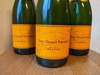 Veuve Clicquot, Ponsardin - Champagne Brut - 3 Flessen (0.75, Verzamelen, Nieuw