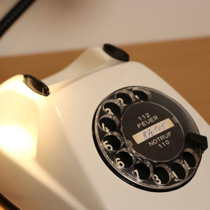 Lamp - Plastic, Antiek en Kunst, Curiosa en Brocante