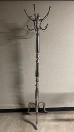 Prachtige Aluminium Staande Kapstok: Stijlvol en Functioneel