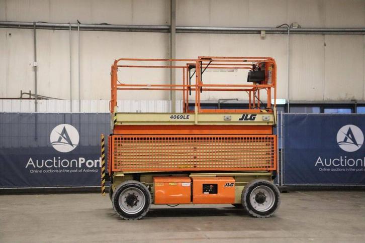 Veiling: Schaarlift JLG 4069LE Elektrisch 14.19m 2017, Zakelijke goederen, Machines en Bouw | Liften, Steigers en Ladders, Ophalen