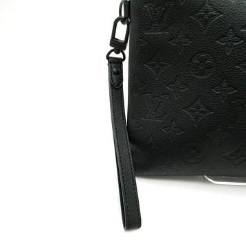 Louis Vuitton - pochette to go - Sac