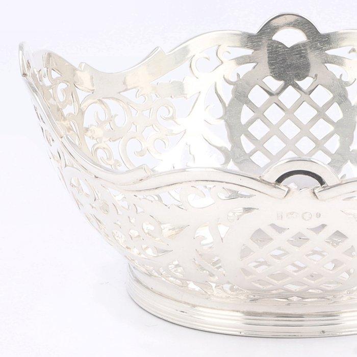 A. Presburg - Haarlem, 1945 - Bonbon mand - .833 zilver, Antiquités & Art, Antiquités | Argent & Or