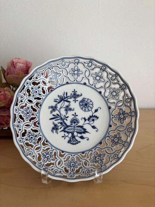 Meissen, Zwei Knaufschwerte - Schotel - Porselein,, Antiek en Kunst, Antiek | Meubels | Tafels