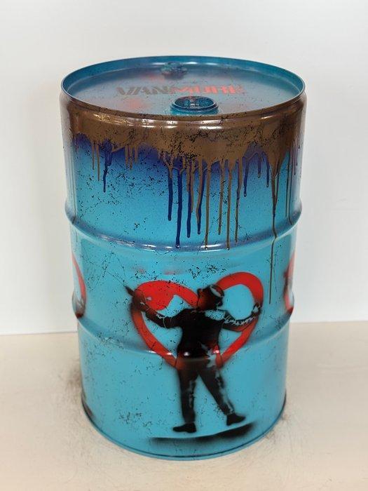 Rob VanMore - Barrel VANMORE Holding Love, Antiek en Kunst, Kunst | Designobjecten