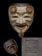 Signed Japan Wooden Noh Mask of OKINA    (by /, Antiek en Kunst