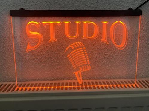 Studio microfoon neon bord lamp LED cafe verlichting reclame, Huis en Inrichting, Lampen | Overige, Nieuw, Verzenden