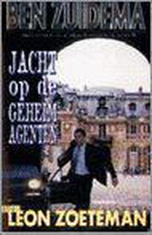 Jacht Op De Geheim Agenten 9789076047072, Boeken, Thrillers, Gelezen, Verzenden