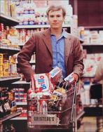 Bob Adelman - Andy Warhol shops at Gristedes supermarket, Antiquités & Art