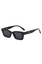 Smalle Zonnebril Rechthoekige Glazen Zwart Retro Kunststof M, Handtassen en Accessoires, Zonnebrillen en Brillen | Dames, Nieuw