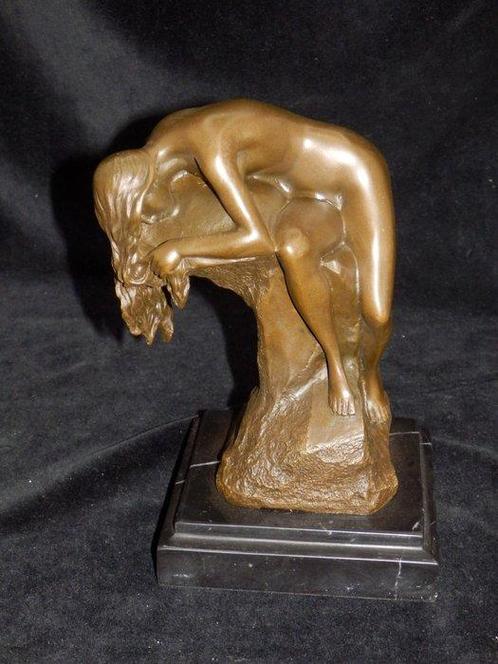 Sculpture, Naakte vrouw - 1, 9 kg - 17 cm - Bronze patiné -, Antiek en Kunst, Curiosa en Brocante