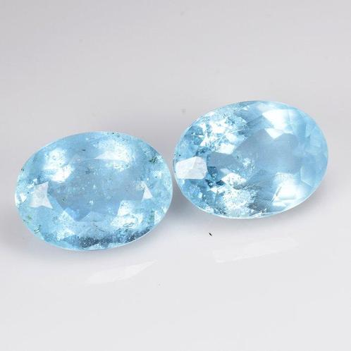 2 pcs  Blauw Aquamarijn  - 9.74 ct - nternational Colored, Handtassen en Accessoires, Edelstenen