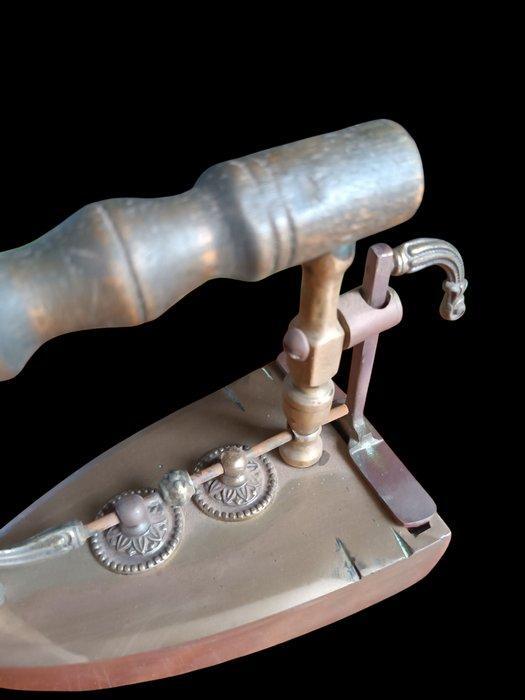 Strijkijzer - Messing - Oud strijkijzer, Antiek en Kunst, Antiek | Overige Antiek