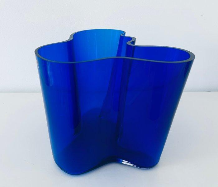 Iittala - Alvar Aalto - Vaas - Savoy - Glas - Modell 3030 -, Antiek en Kunst, Antiek | Meubels | Stoelen en Sofa's