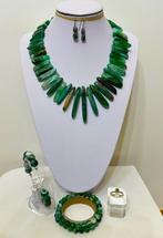 Braziliaanse natuurlijke groene agaat (1395 karaat),, Verzamelen
