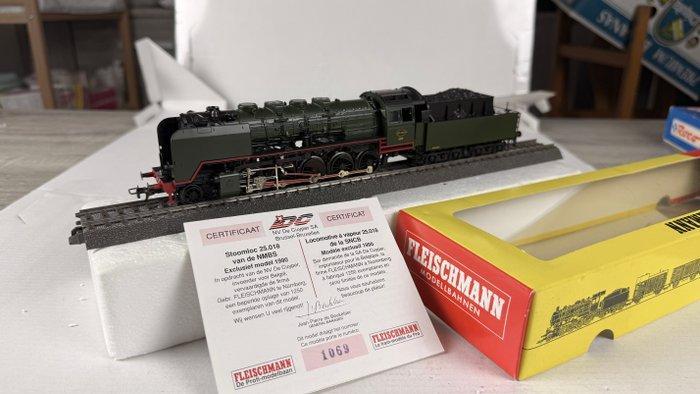 Fleischmann H0 - 1174 B - Stoomlocomotief met tender (1) -, Hobby en Vrije tijd, Modeltreinen | H0