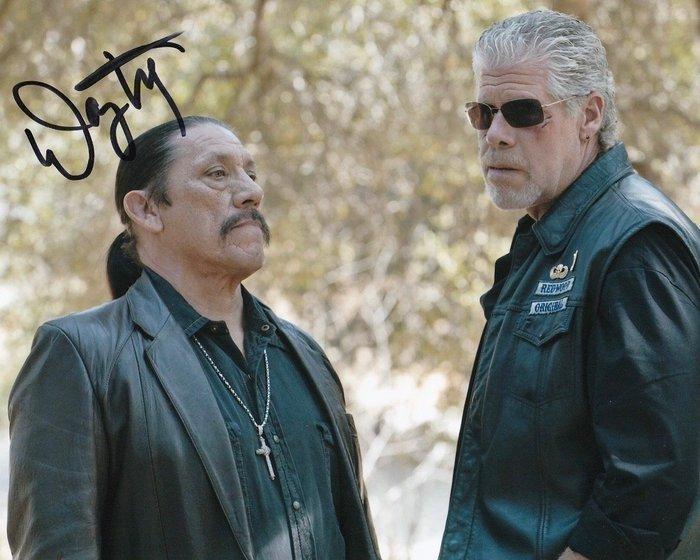 Sons of Anarchy - Signed by Danny Trejo (Romeo), Verzamelen, Film en Tv